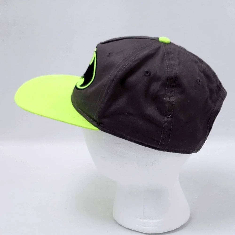 Batman Snapback Hat Youth OSFM Gray Neon Green Cap DC Comics‎ Superhero Movie